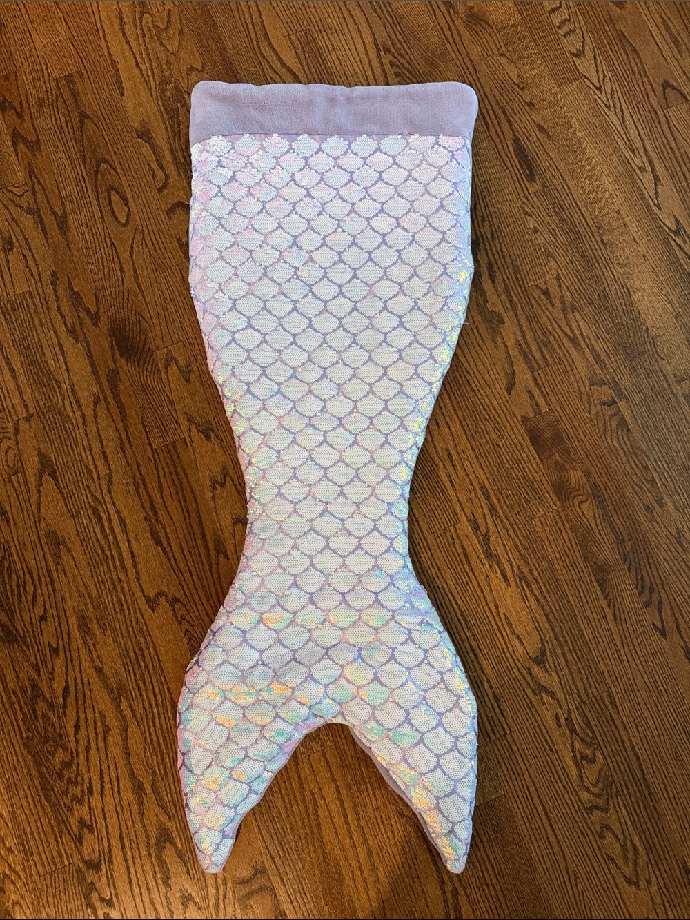 LIKE NEW Purple Sequins Mermaid Tail Blanket Sleeping Bag 22” x 56”